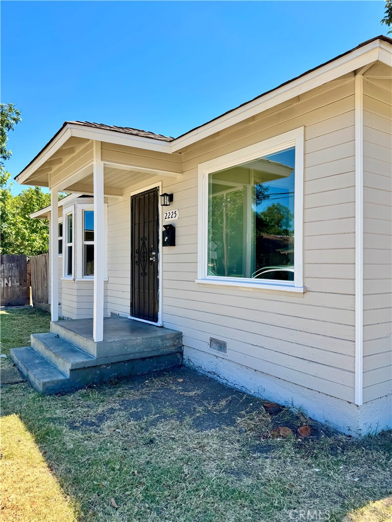2225 N Sutter Property Photo 15