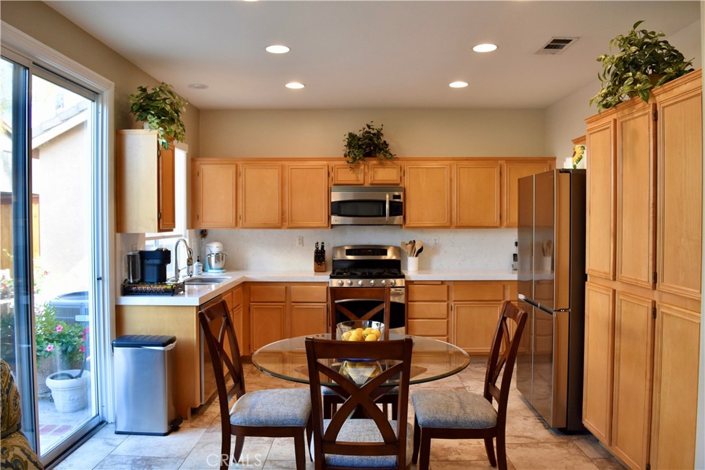 27 Tradition Property Photo 7