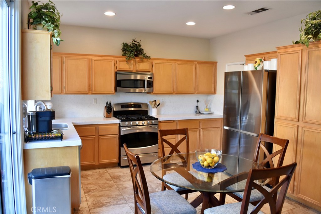 27 Tradition Property Photo 8