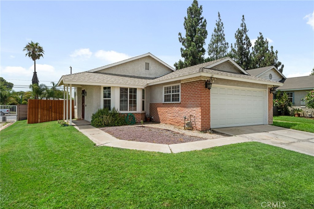 15957 Randall Property Photo 2