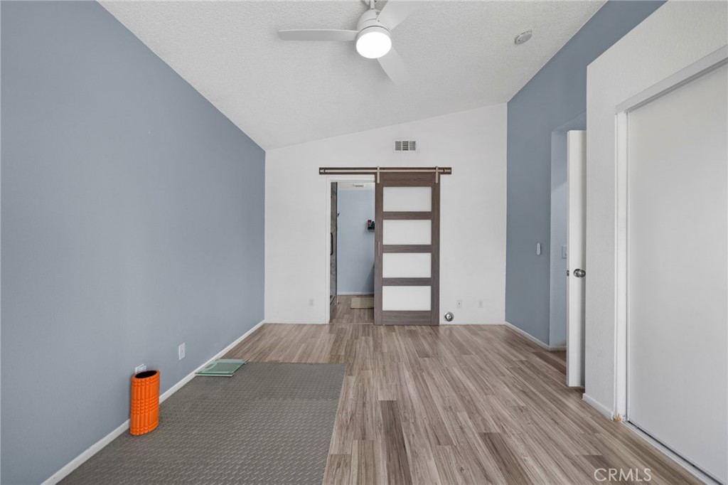 15957 Randall Property Photo 12