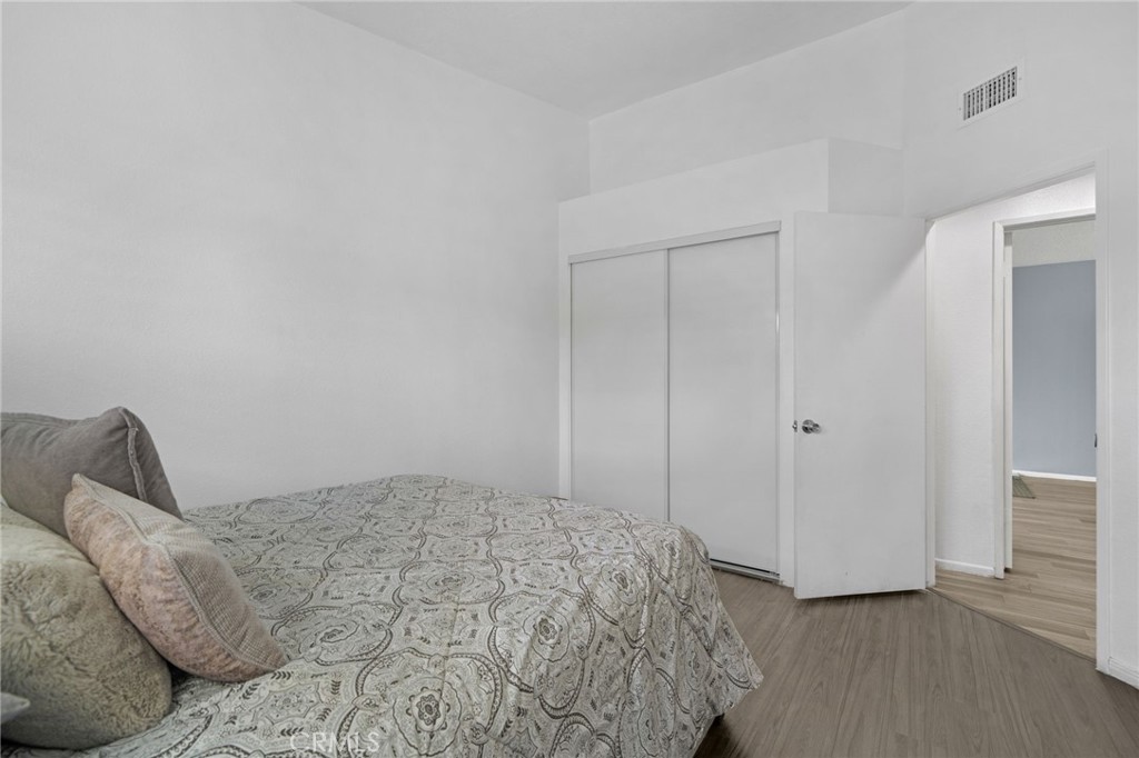 15957 Randall Property Photo 16