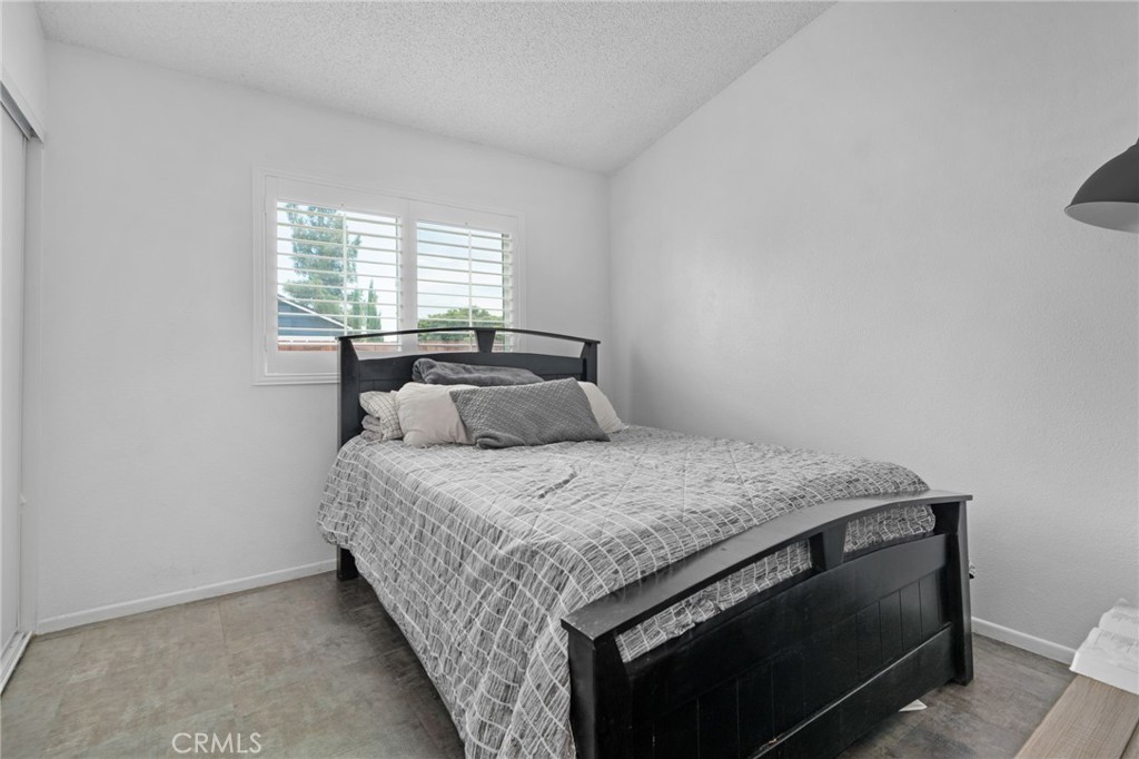 15957 Randall Property Photo 18