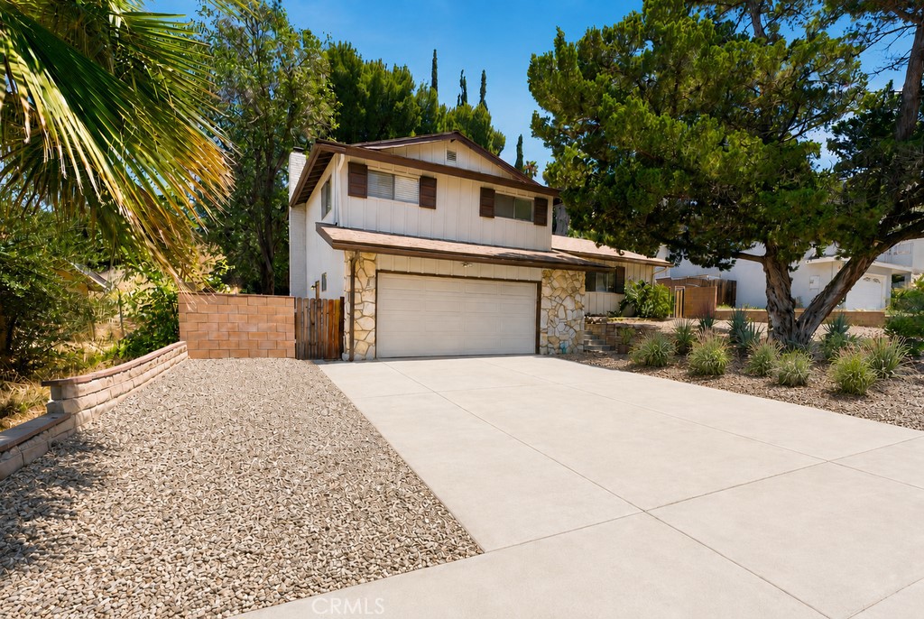26126 Friendly Valley Parkway Property Photo 1