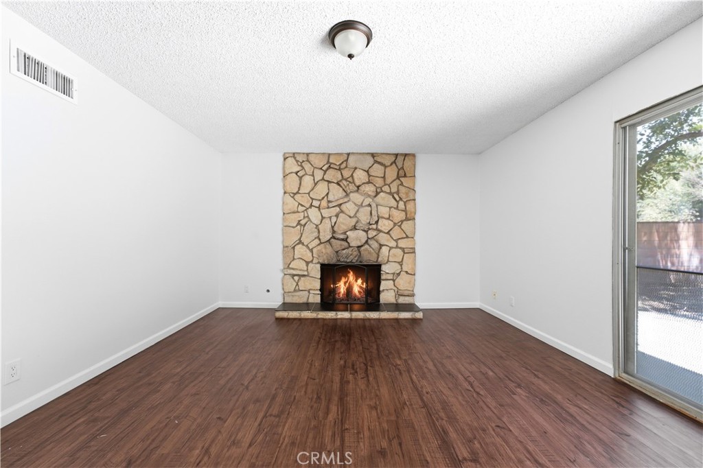 26126 Friendly Valley Parkway Property Photo 3
