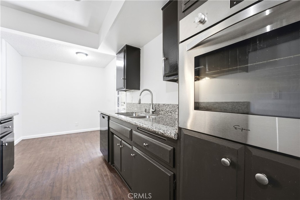 26126 Friendly Valley Parkway Property Photo 12