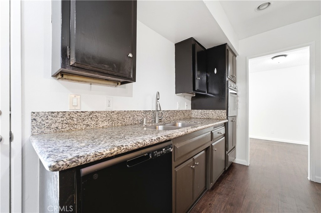 26126 Friendly Valley Parkway Property Photo 13