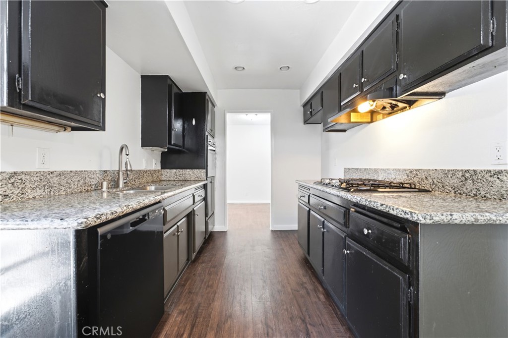 26126 Friendly Valley Parkway Property Photo 15