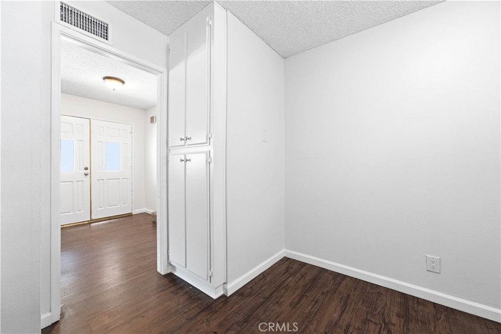 26126 Friendly Valley Parkway Property Photo 17