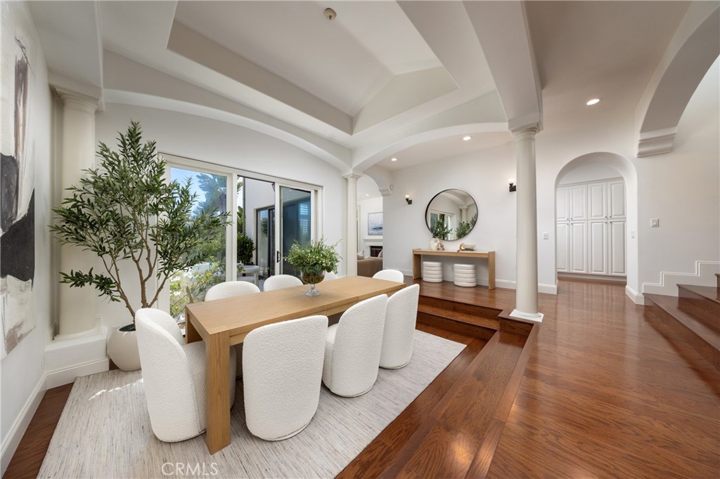 110 Sidney Bay Property Photo 6