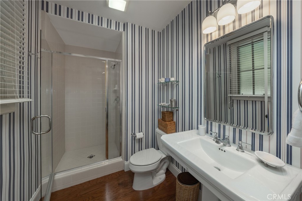 110 Sidney Bay Property Photo 8