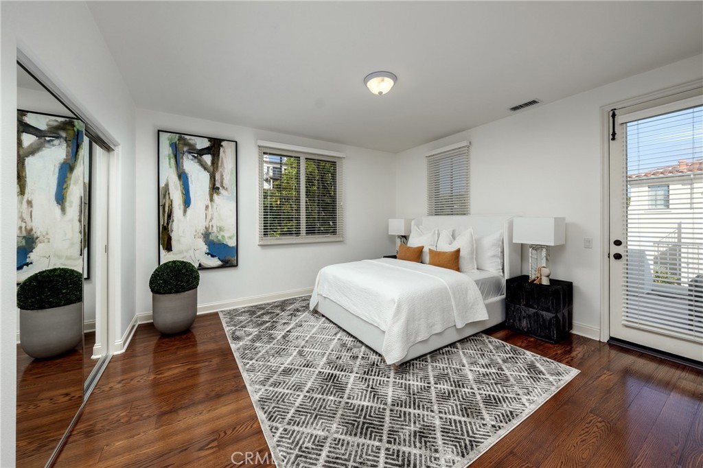 110 Sidney Bay Property Photo 20