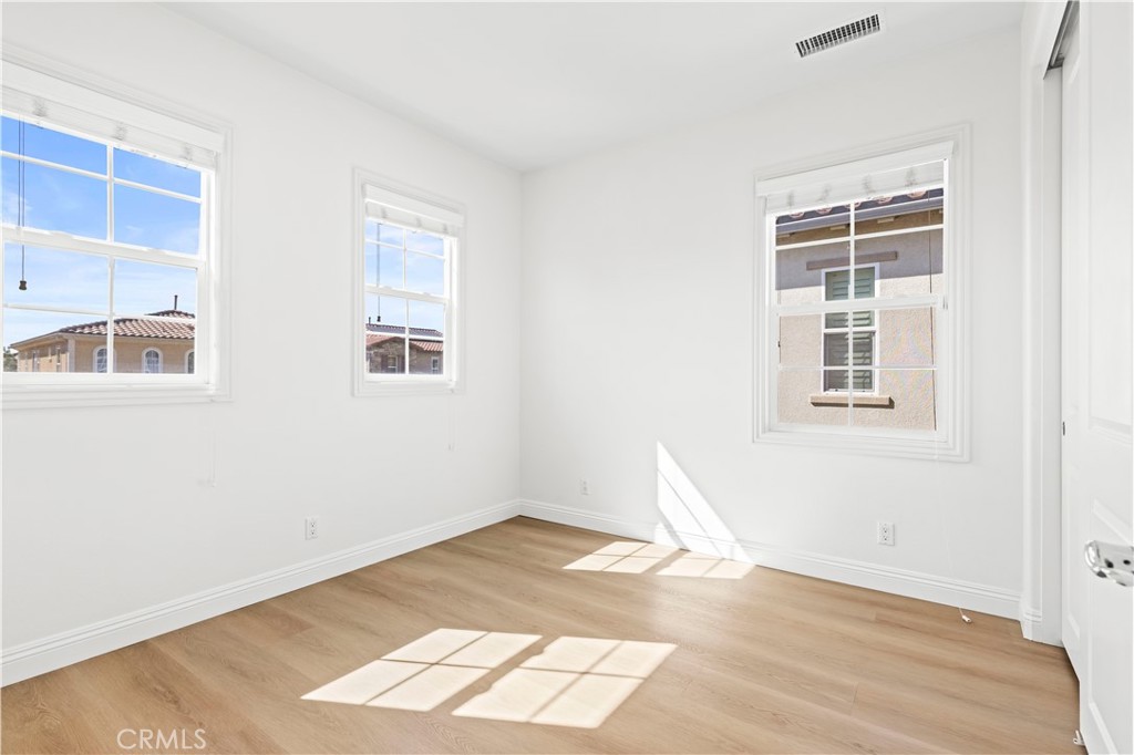 40 Forster Property Photo 27