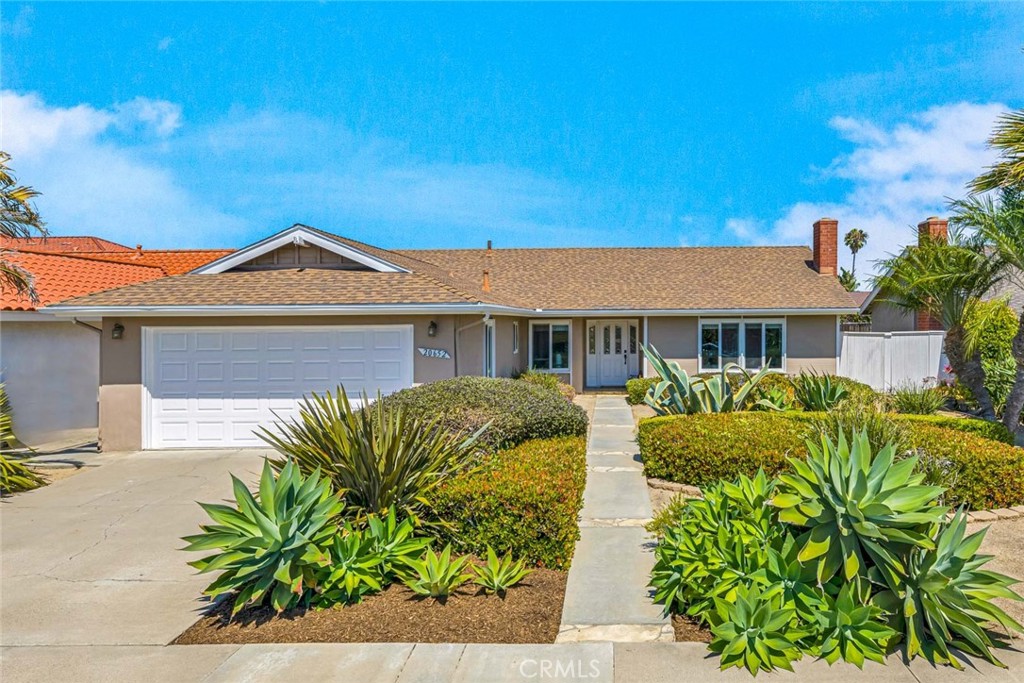 20652 Kelvin Property Photo 1