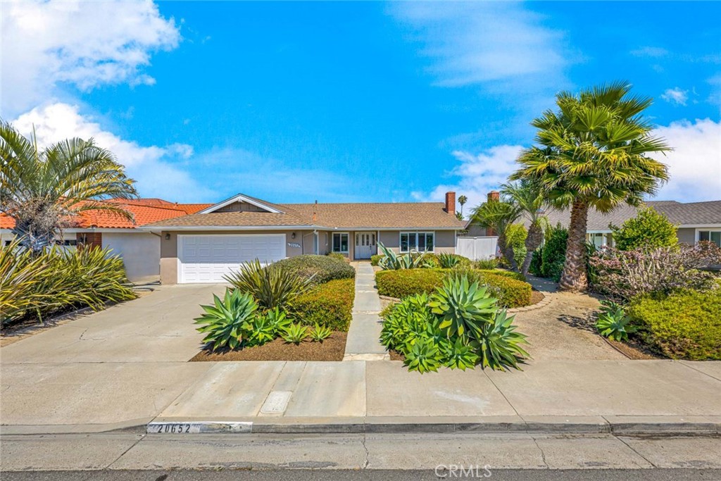 20652 Kelvin Property Photo 4