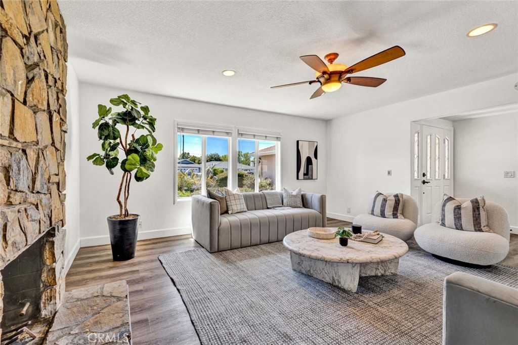 20652 Kelvin Property Photo 9