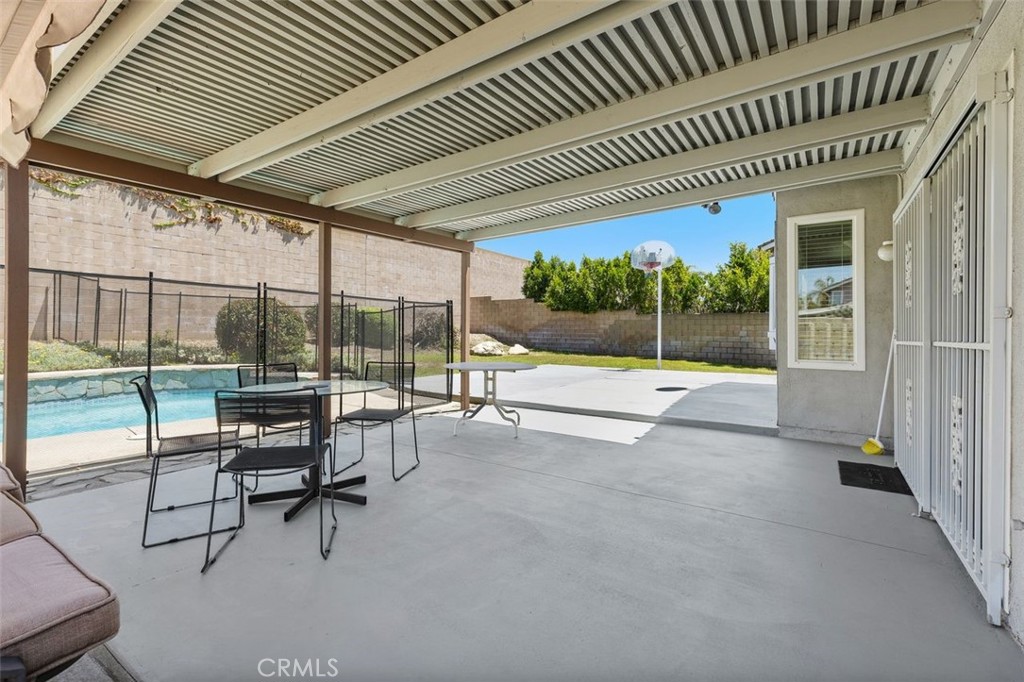 1307 Rockdale Property Photo 13