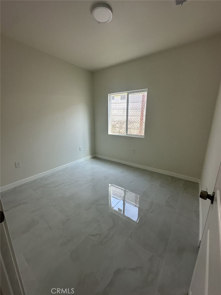 115 W 86th Property Photo 5