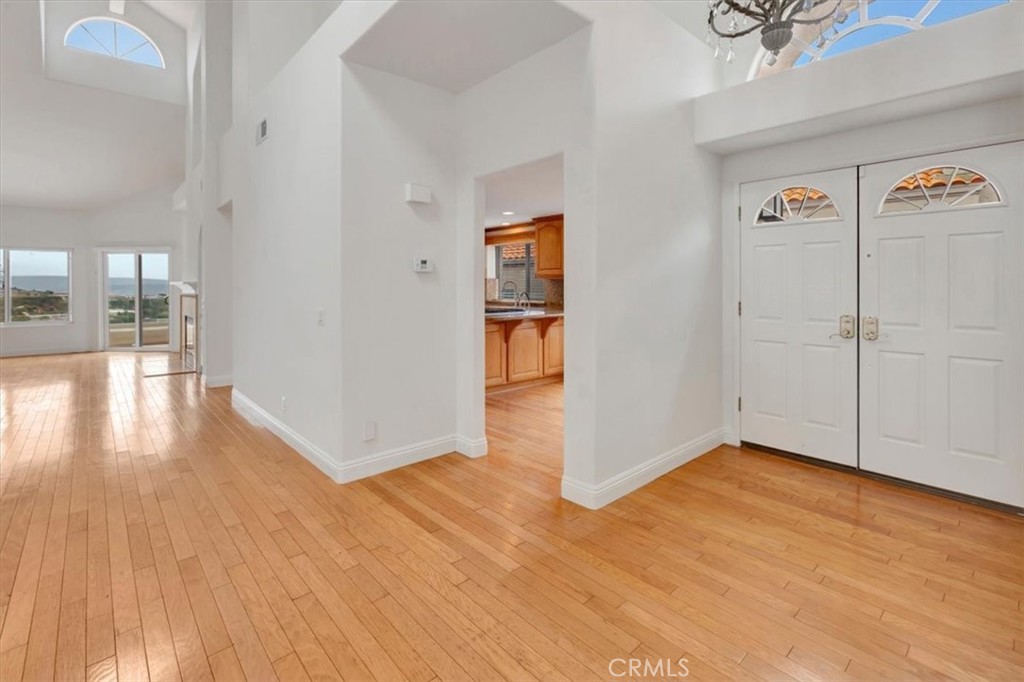 40 Marseille Property Photo 10