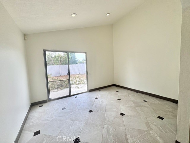 27312 Pinavete Property Photo 9
