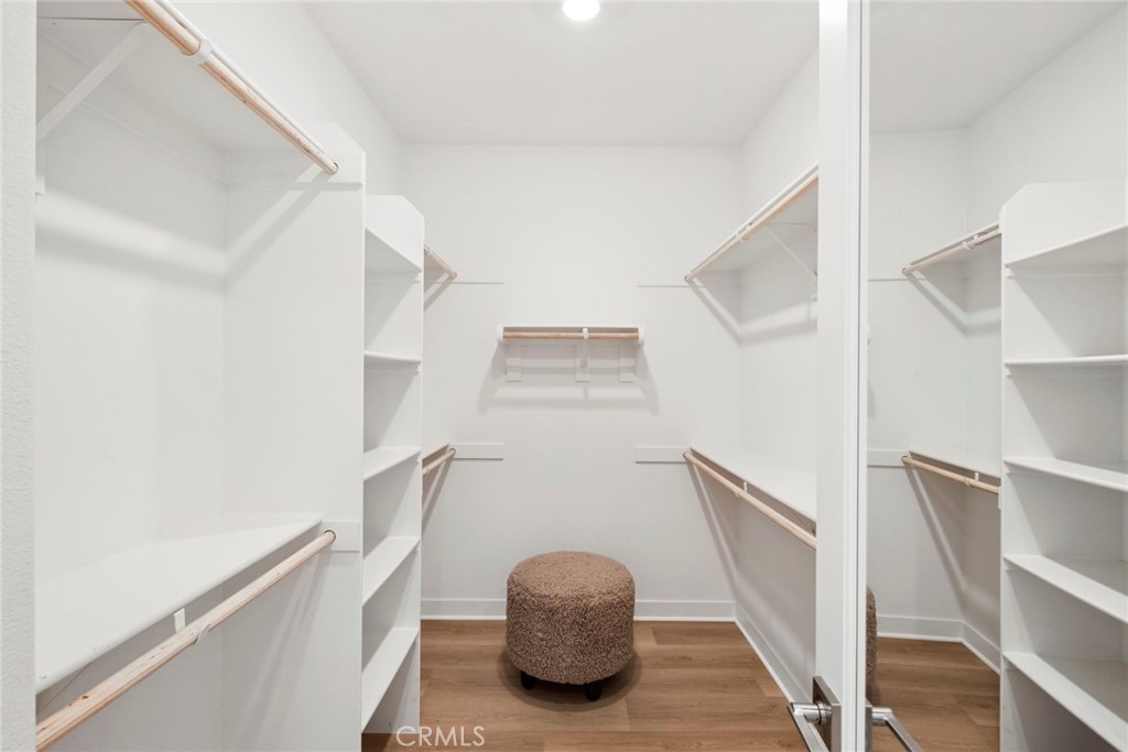 327 Baluster Property Photo 22
