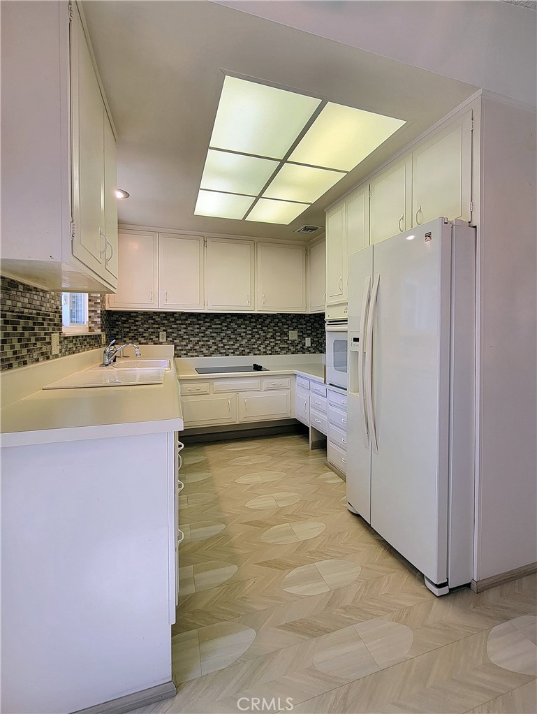 179 Avenida Majorca C Property Photo 25