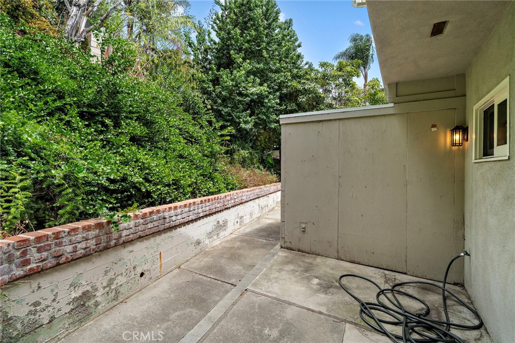 459 Hilledge Drive Property Photo 35