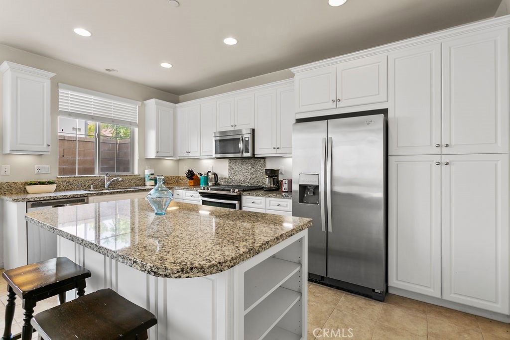 109 Bright Poppy Property Photo 8