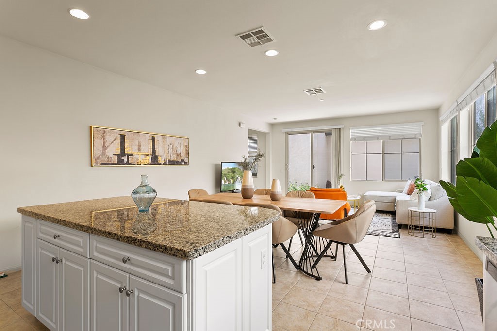 109 Bright Poppy Property Photo 10