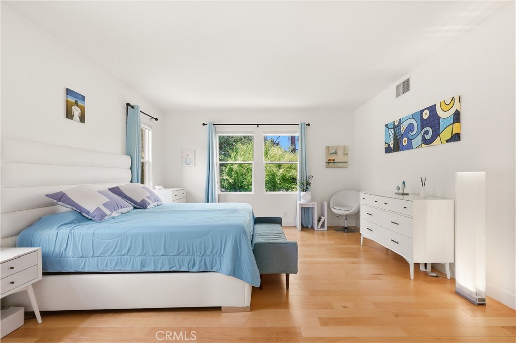 5 Upland Property Photo 19