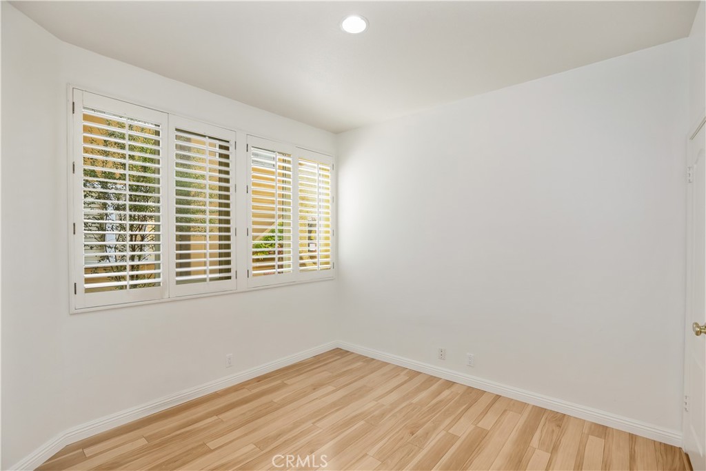 37 Auburn Aisle Property Photo 19