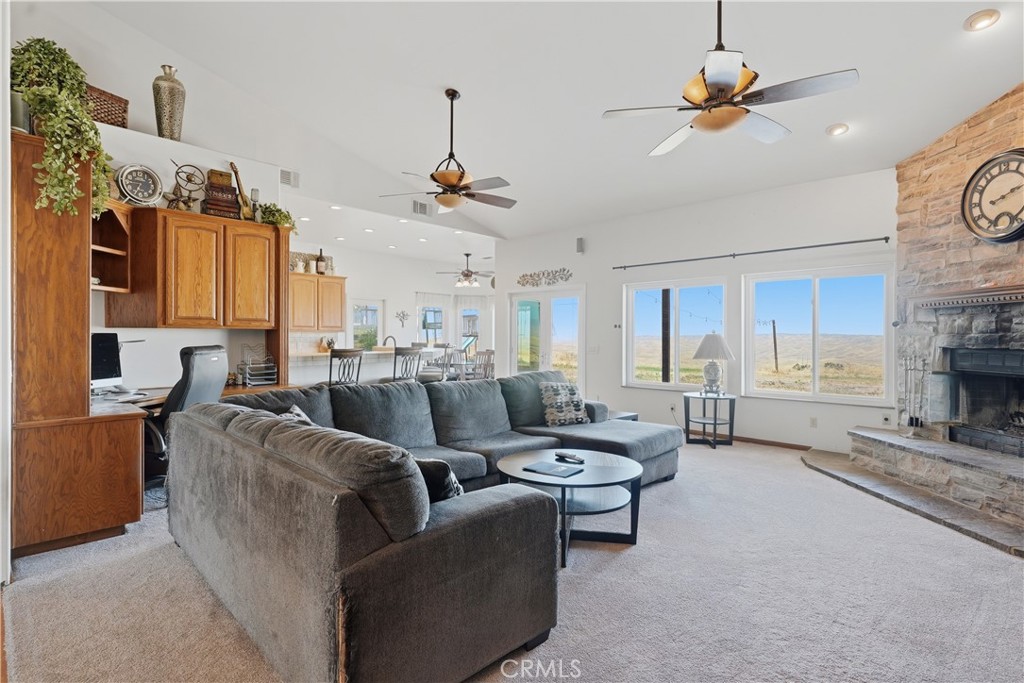 9701 S Granite Property Photo 45