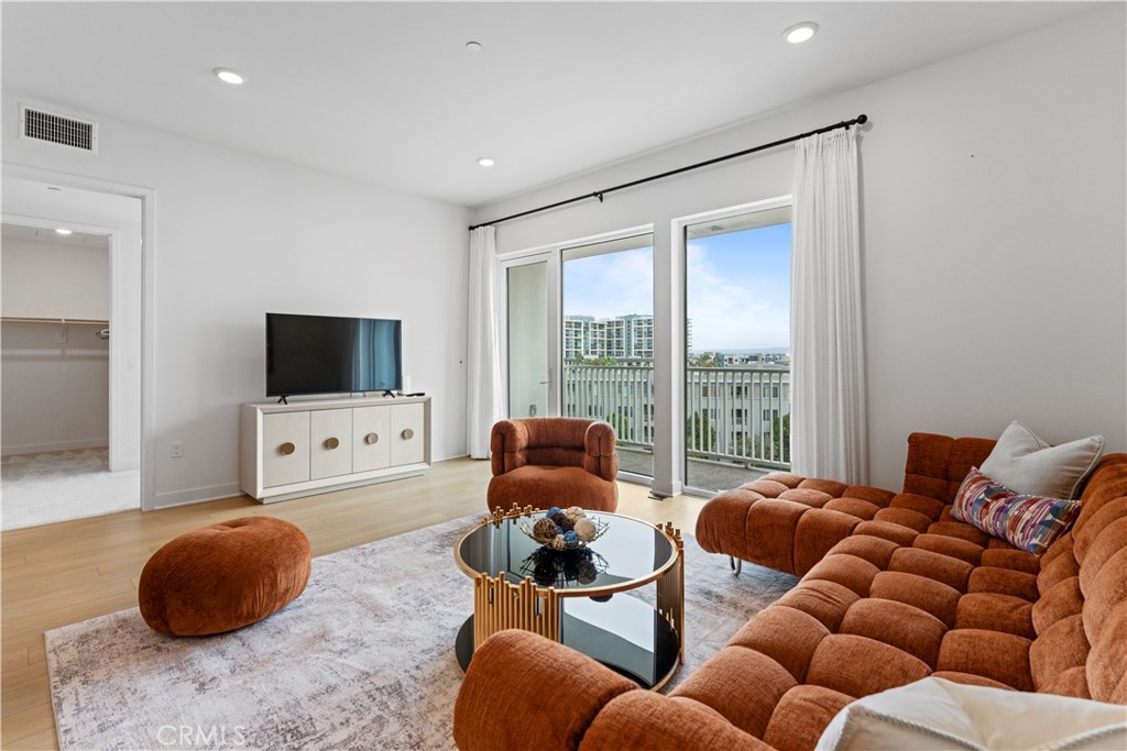 2602 Rivington Property Photo 1