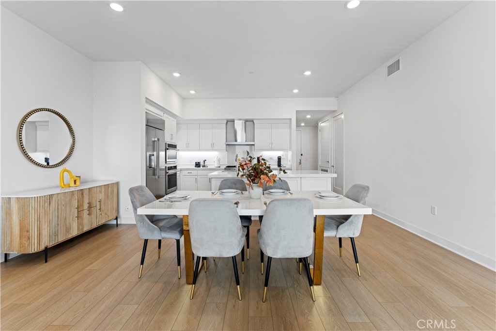2602 Rivington Property Photo 5