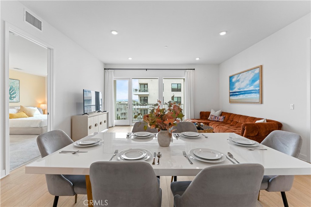 2602 Rivington Property Photo 8