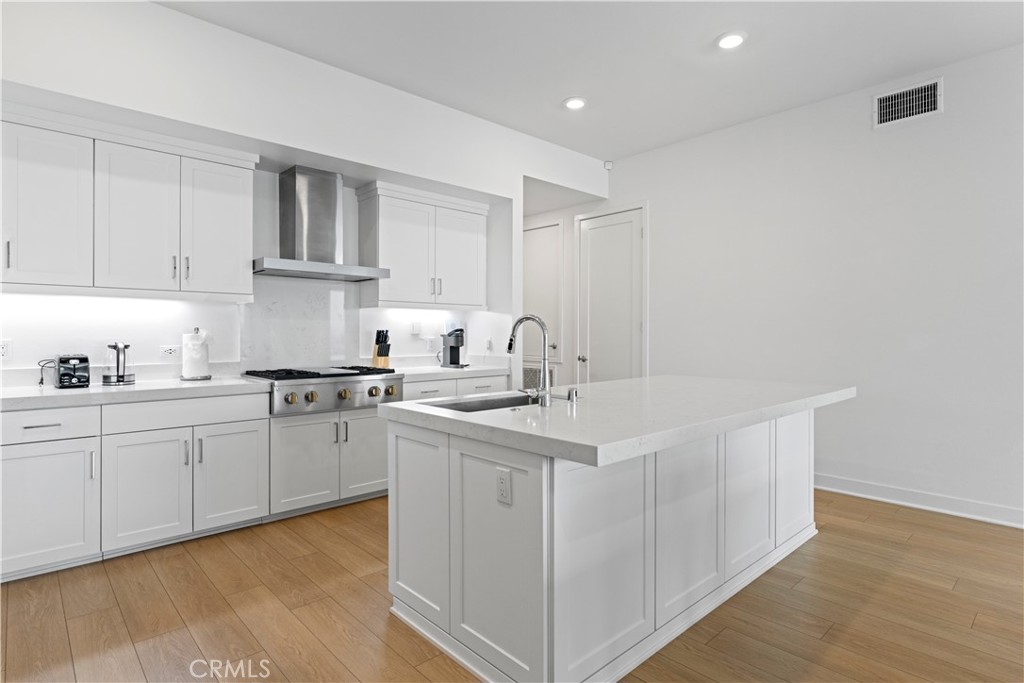 2602 Rivington Property Photo 12