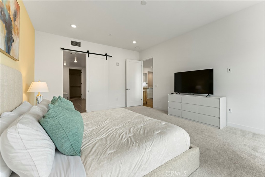 2602 Rivington Property Photo 14