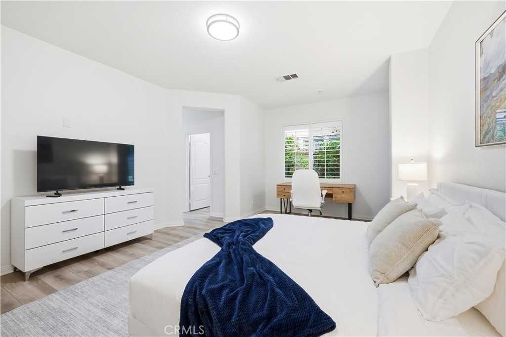 37 Roycroft Property Photo 21