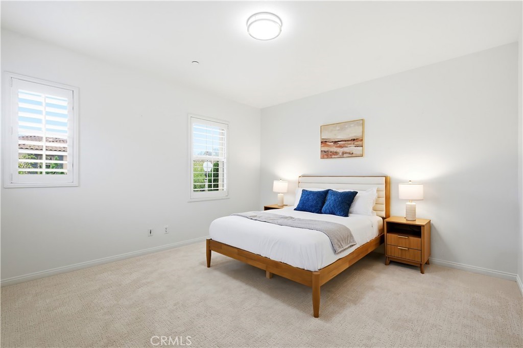 37 Roycroft Property Photo 24