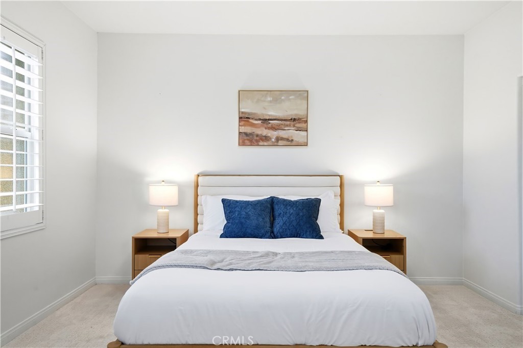 37 Roycroft Property Photo 25