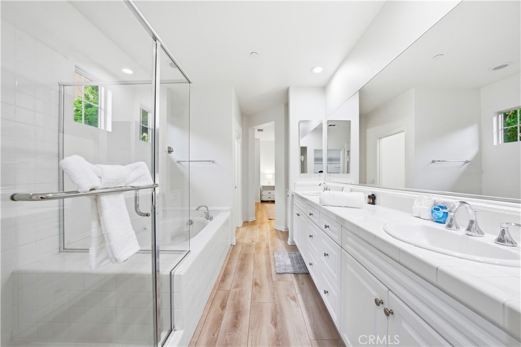 37 Roycroft Property Photo 29