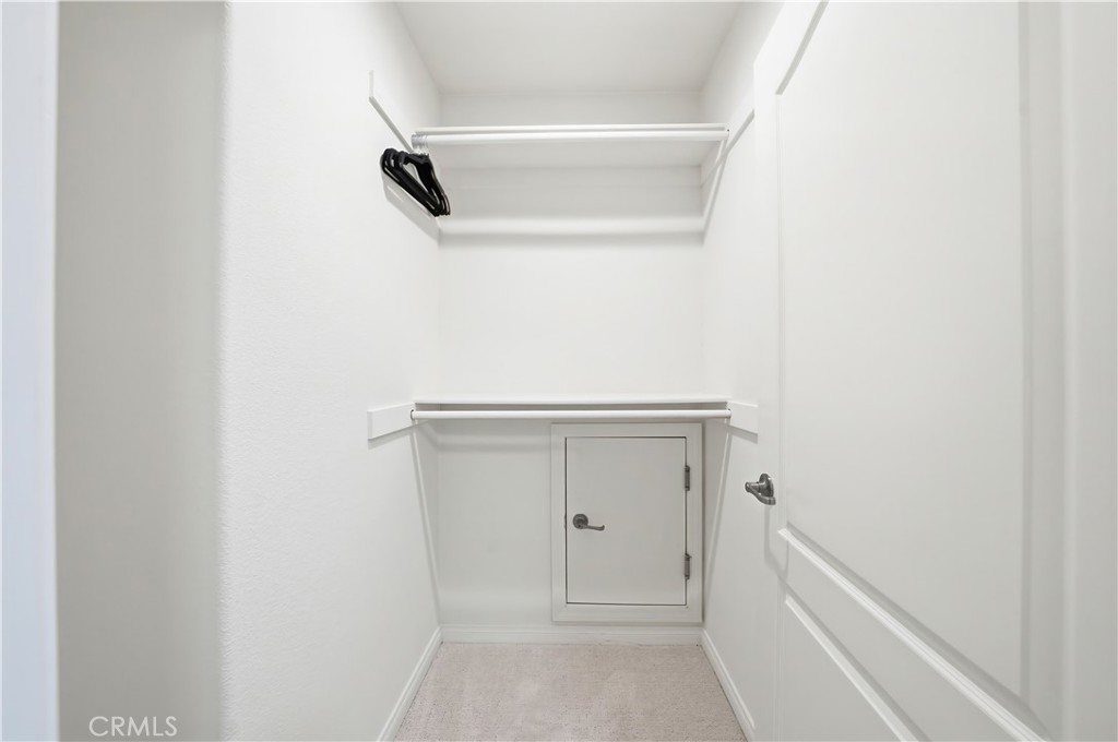 37 Roycroft Property Photo 36