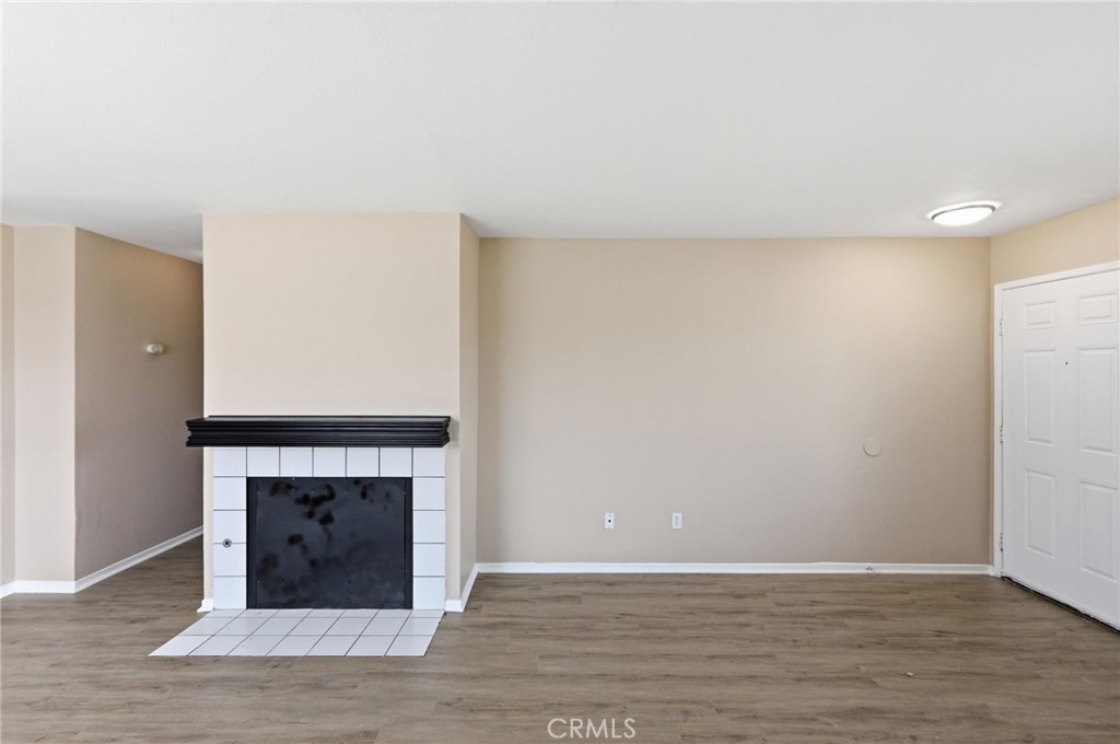 15730 Ox Hill Court Property Photo 5