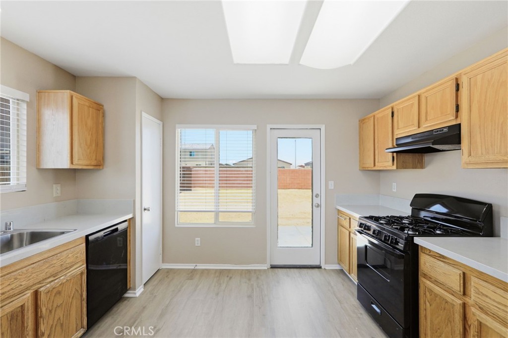 15730 Ox Hill Court Property Photo 8
