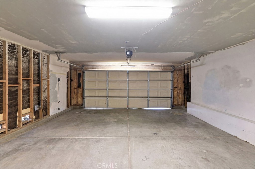 15730 Ox Hill Court Property Photo 34