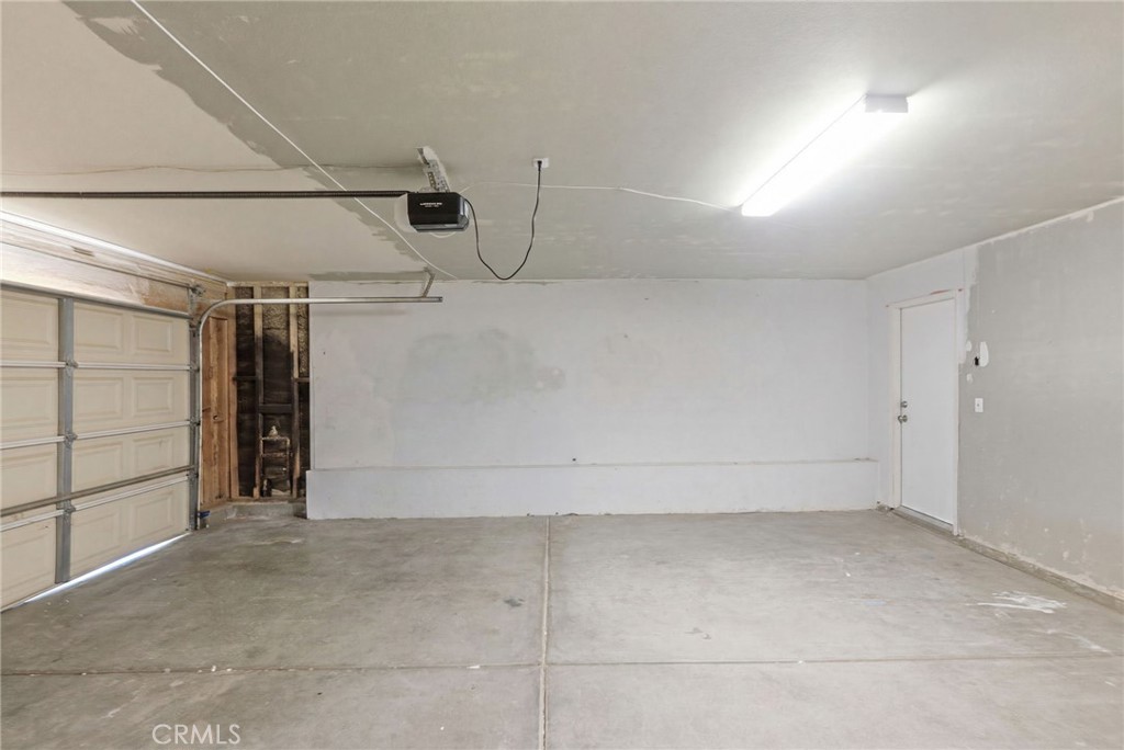 15730 Ox Hill Court Property Photo 35