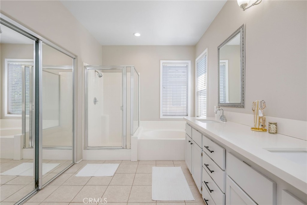 20 Wimbledon Property Photo 16