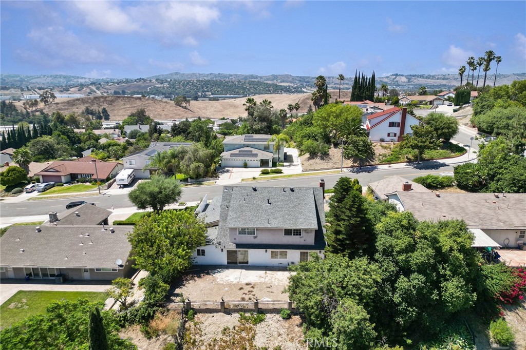 23674 Bower Cascade Property Photo 6