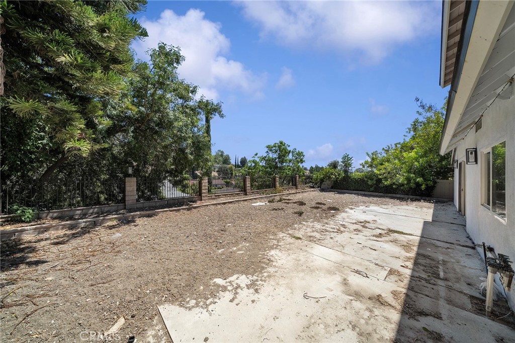 23674 Bower Cascade Property Photo 33