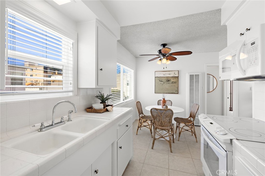 169 Roycroft Property Photo 22